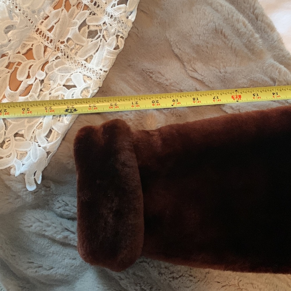 Mouton Wool Jacket - Picture 8 of 9